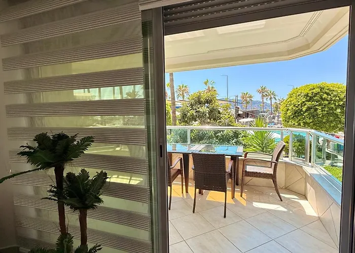 Sa Apartments! Beachfront With Sea View & Pool * Alanya