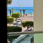 Sa Apartments! Beachfront With Sea View & Pool Διαμέρισμα *