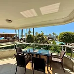 Sa Apartments! Beachfront With Sea View & Pool Διαμέρισμα *