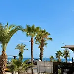 Sa Apartments! Beachfront With Sea View & Pool Αλάνια