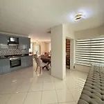 Apartmán Sa Apartments! Beachfront With Sea View & Pool Alanya