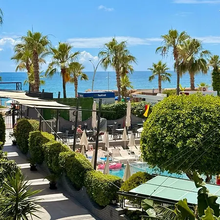 Sa Apartments! Beachfront With Sea View & Pool * アランヤ