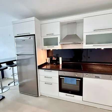 شقة Sa Apartments! Beachfront With Sea View & Pool ألانيا