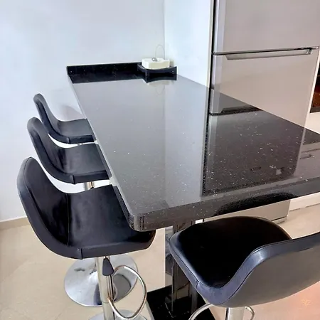 Sa Apartments! Beachfront With Sea View & Pool アパート *