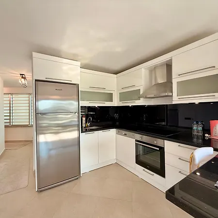 Sa Apartments! Beachfront With Sea View & Pool Daire *