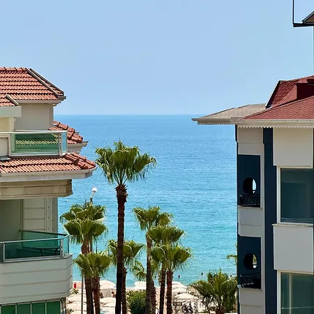 Sa Apartments! Beachfront In Oba 公寓 *