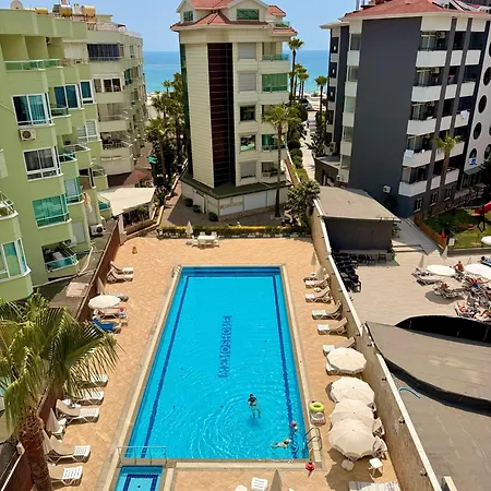 Sa Apartments! Beachfront In Oba דירה