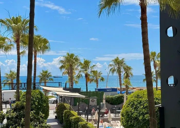 Sa Apartments! Beachfront With Sea View & Pool *