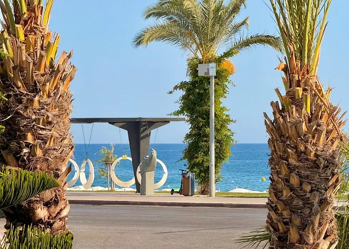 Sa Apartments! Beachfront With Sea View & Pool *