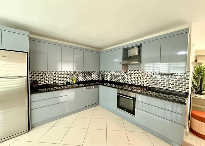 Sa Apartments! Beachfront With Sea View & Pool 公寓