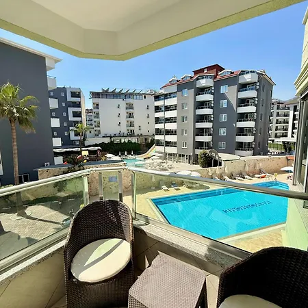 公寓 Sa Apartments! Beachfront With Sea View & Pool *