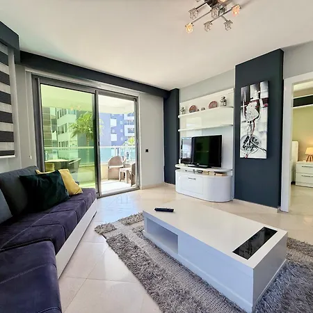 Sa Apartments! Beachfront With Sea View & Pool 阿拉尼亚