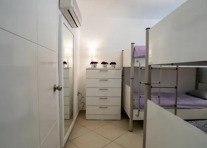 Sa Apartments! Beachfront With Sea View & Pool * アランヤ